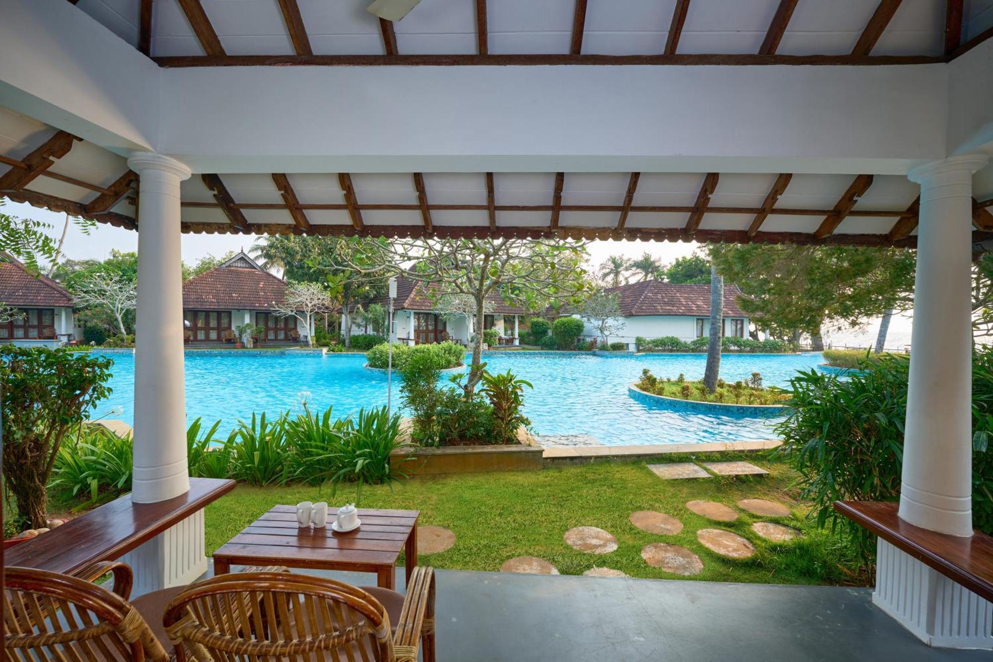Rhythm Kumarakom Exterior photo