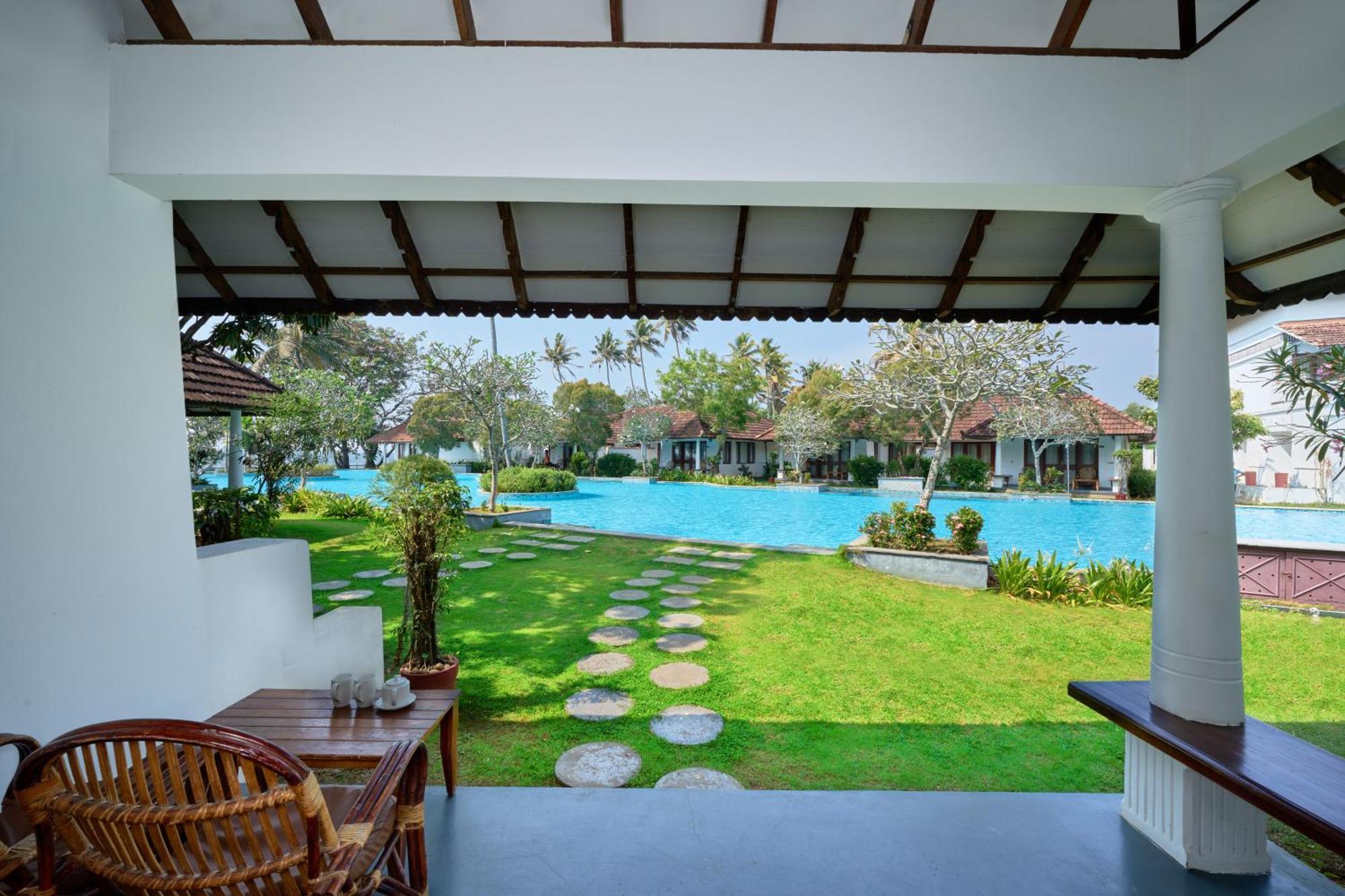 Rhythm Kumarakom Exterior photo