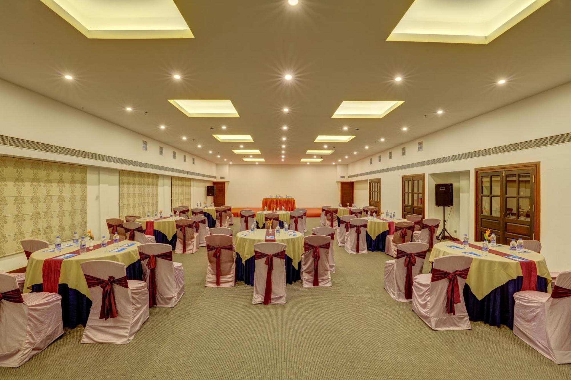 Rhythm Kumarakom Exterior photo